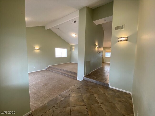 6209 O'Bannon Dr in Las Vegas, NV - Foto de edificio - Building Photo