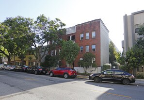 220 S Jackson St Apartments