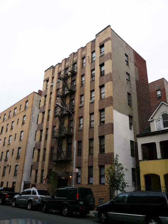 3415 Knox Pl in Bronx, NY - Foto de edificio