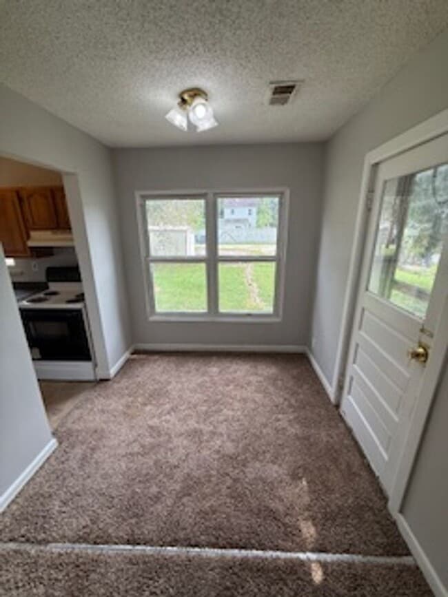 1605 Monroe Ave in Evansville, IN - Building Photo - Building Photo