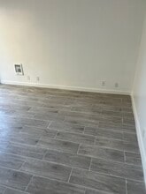 244 Melrose Dr in Oxnard, CA - Foto de edificio - Building Photo