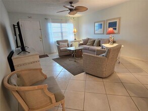 2960 59th St S, Unit 505 in Gulfport, FL - Building Photo - Building Photo