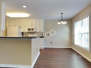 11 Bittercrest Ct in Simpsonville, SC - Building Photo - Building Photo