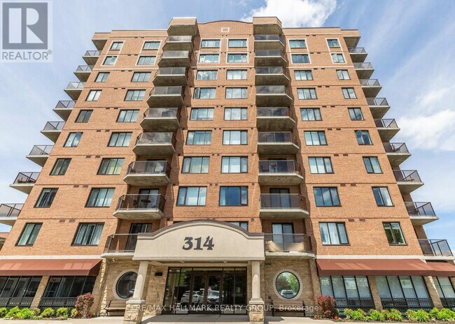 property at 314-314 Central Park Dr