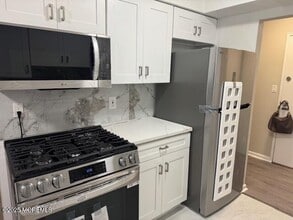 56 Stonehurst Blvd in Freehold, NJ - Building Photo - Building Photo