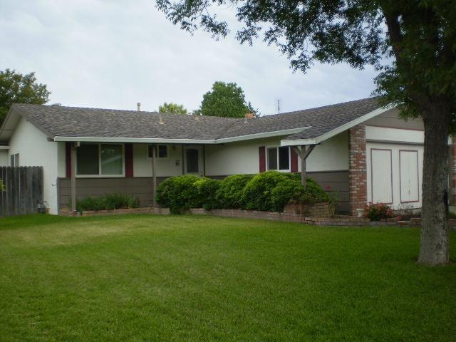 109 Kern Ave in Woodland, CA - Building Photo