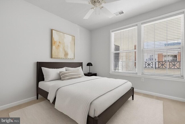 property at 7 Granite Pl