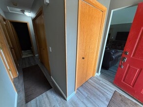 9343 Hillside Trail S in Cottage Grove, MN - Building Photo - Building Photo