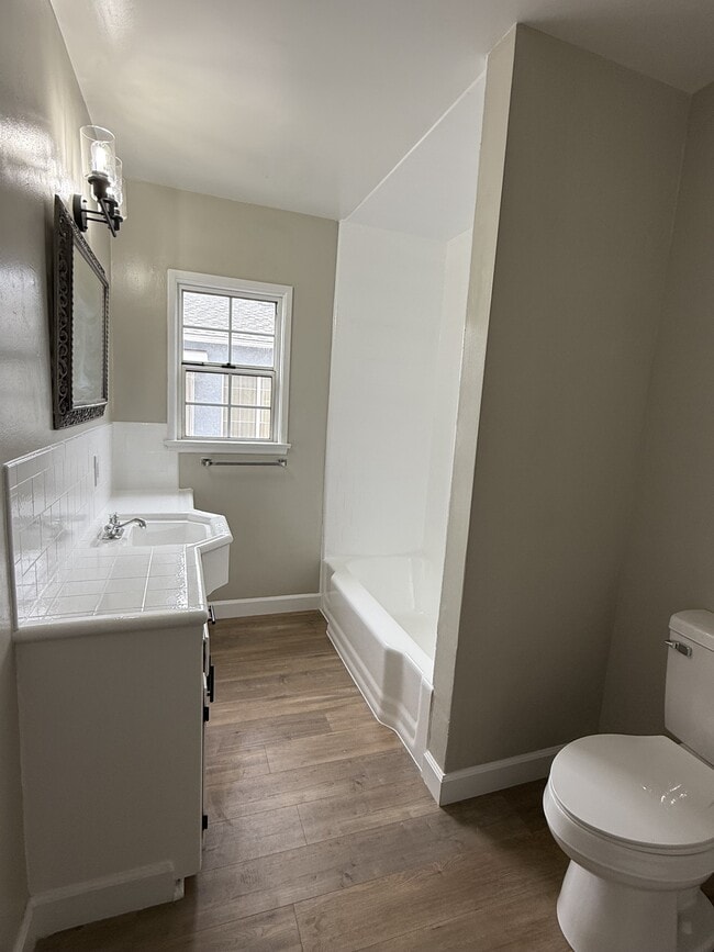 859 W Carmelita Ave in Montebello, CA - Building Photo - Building Photo