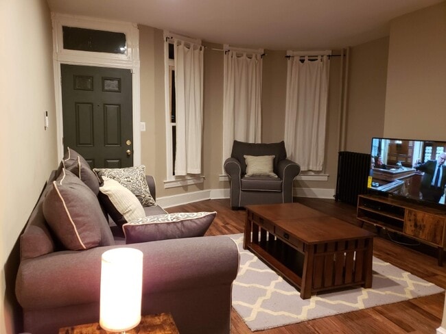 property at 902 Gorsuch Ave
