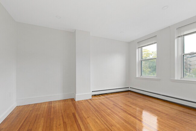 122 Prince St, Unit 4 in Boston, MA - Building Photo - Building Photo