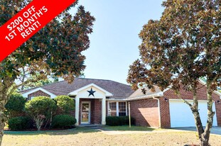 9561 Pouder Ln in Navarre, FL - Building Photo