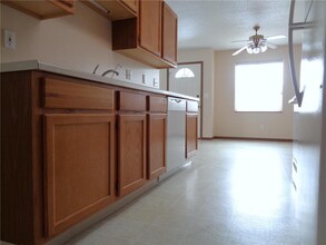 1704 Lincoln Ave in Montevideo, MN - Building Photo - Building Photo