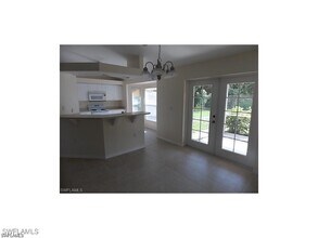 2802 SE 8th Pl in Cape Coral, FL - Foto de edificio - Building Photo