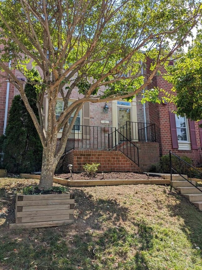 property at 13 Aliceview Ct