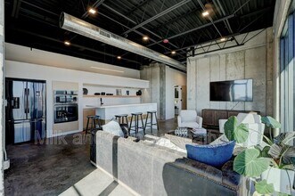 631 W California Ave in Oklahoma City, OK - Building Photo - Building Photo