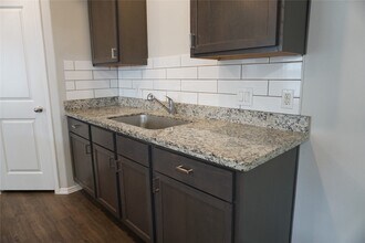 110 Will St in Willis, TX - Building Photo - Building Photo