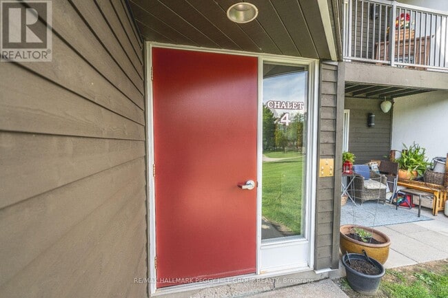 1102-1102 Horseshoe Valley Rd W in Barrie, ON - Building Photo - Building Photo