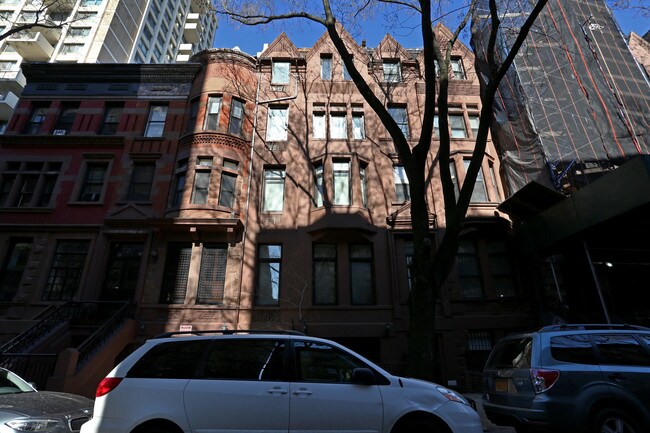 59 W 90th St in New York, NY - Building Photo - Building Photo