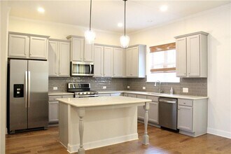 613 Harrington Hills in Decatur, GA - Building Photo - Building Photo