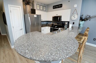 104 Gulfside Ct in Panama City Beach, FL - Building Photo - Building Photo