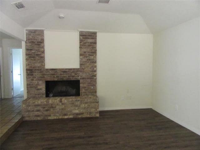 property at 9516 Summerhill Ln