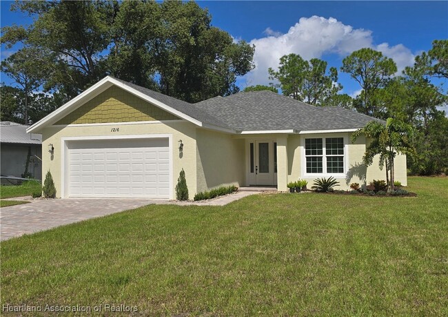 property at 1216 Magnolia St