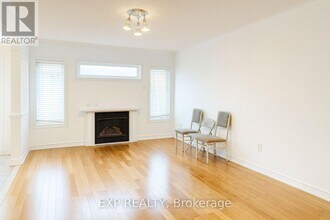 108 Norwood Ave in Vaughan, ON - Building Photo - Building Photo