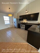 404 Platt Dr in Nicholasville, KY - Building Photo - Building Photo