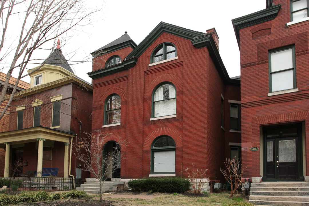 1407 S 1st St in Louisville, KY - Building Photo