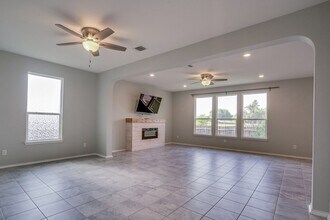 1512 Volente Ln in Leander, TX - Building Photo - Building Photo