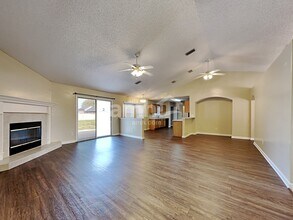 2562 Glenfield Dr in Green Cove Springs, FL - Building Photo - Building Photo