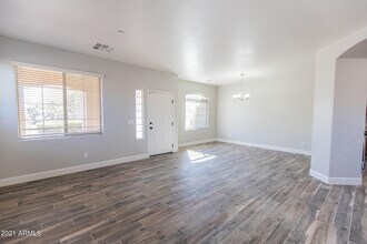 13602 W Avalon Dr in Avondale, AZ - Building Photo - Building Photo
