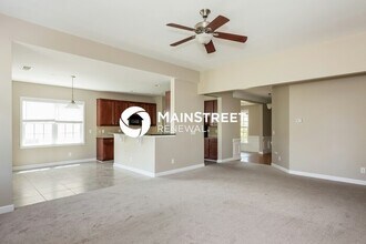10230 Little Whiteoak Rd in Charlotte, NC - Building Photo - Building Photo