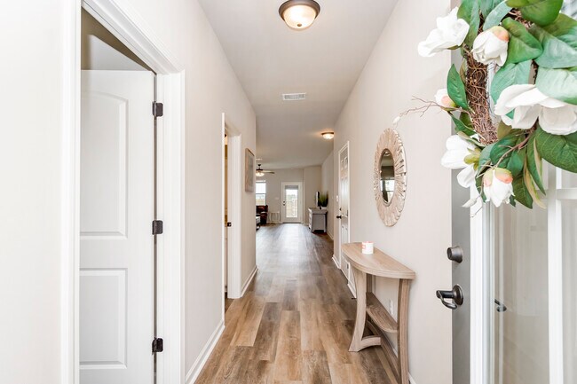 2800 S Roth Ave in Gonzales, LA - Foto de edificio - Building Photo