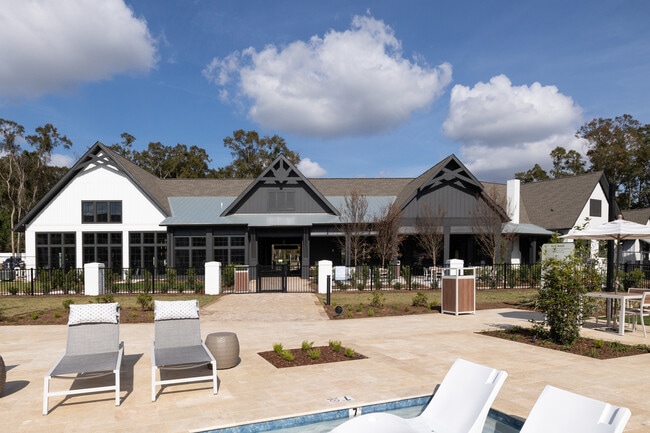 The Portier Midtown in Mobile, AL - Building Photo - Building Photo