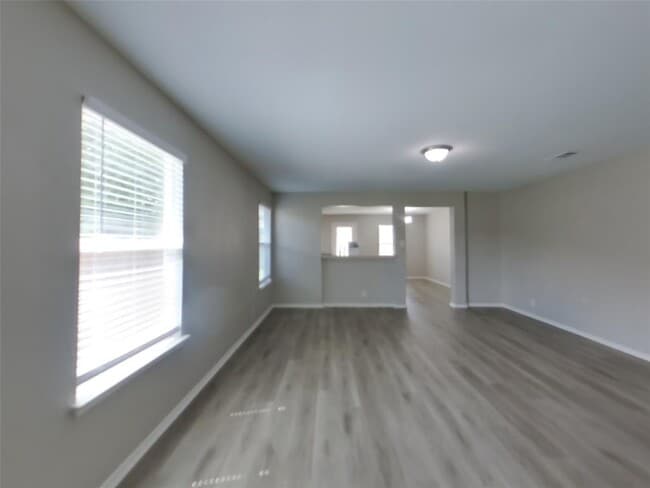 320 Almquist St in Hutto, TX - Building Photo - Building Photo