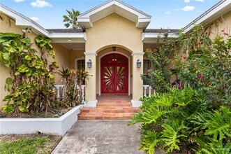 31 N 29th St in McAllen, TX - Building Photo - Building Photo