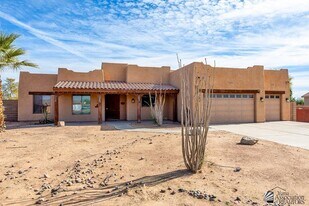 15195 S Sierra Sands Dr in Yuma, AZ - Building Photo