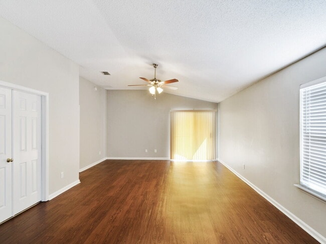 1953 Longneedle Lane in Middleburg, FL - Building Photo - Building Photo