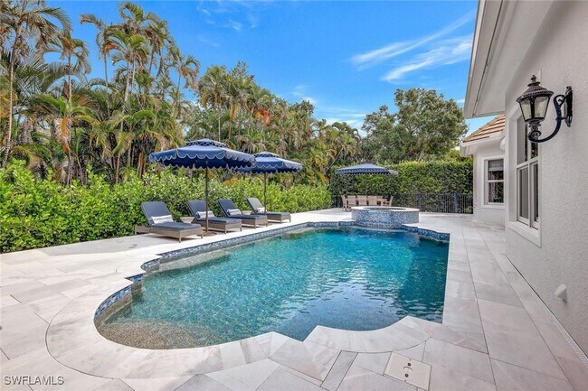 property at 1427 Hemingway Pl
