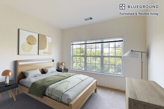 80 N Central Ave in Hempstead, NY - Foto de edificio - Building Photo