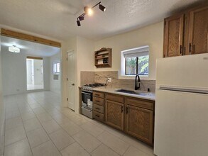 667 Old Santa Fe Trail in Santa Fe, NM - Building Photo - Building Photo