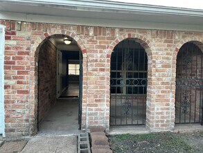 15770 Chimney Rock Rd in Missouri City, TX - Building Photo - Building Photo