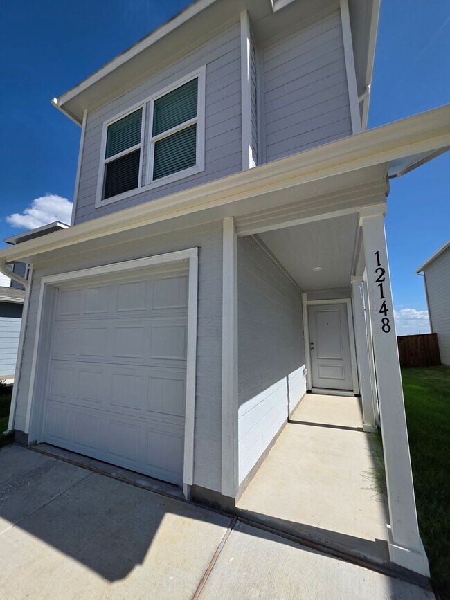 12148 Morgan Dr in Aubrey, TX - Building Photo - Building Photo