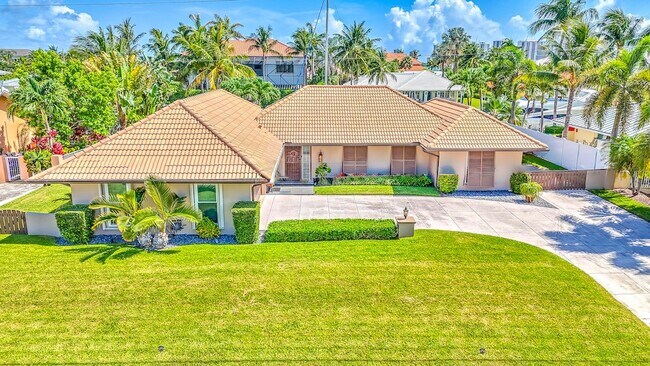 property at 1090 Fairview Ln