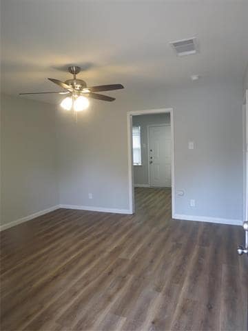 2035 San Francisco Dr in Dallas, TX - Building Photo - Building Photo