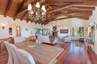 2700 Torito Rd in Santa Barbara, CA - Building Photo - Building Photo