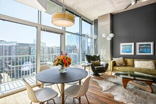 1700 Bassett St, Unit 1121 in Denver, CO - Building Photo