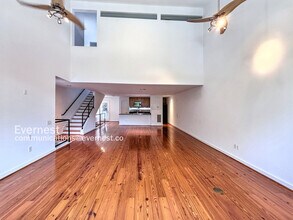 666 Lester St in Houston, TX - Building Photo - Building Photo